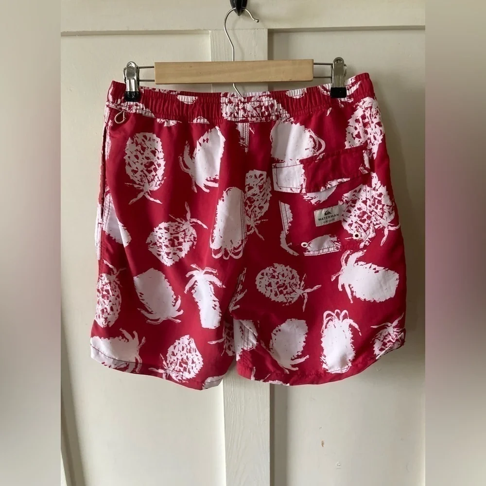 QUICKSILVER Waterman red pineapple swim trunks board shorts Medium lined - Picture 3 of 9